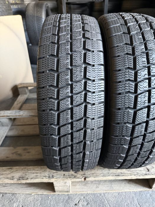 2 anvelope iarna 205/65/16 C Vredestein ca NOI!