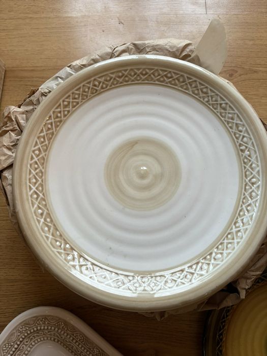 Сервиз за хранене- Троянска керамика