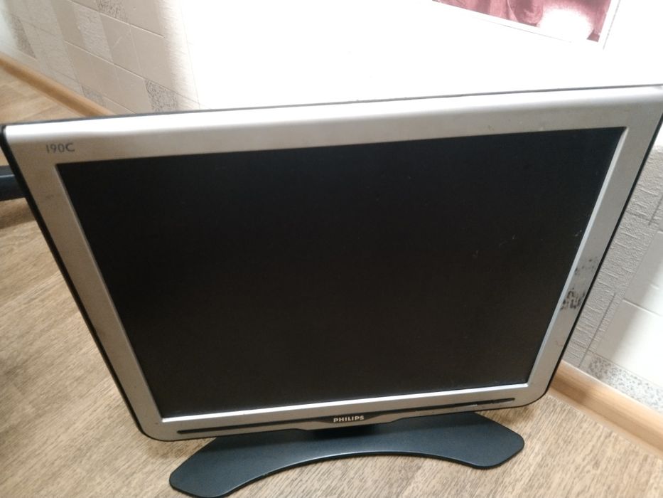 Монитор philips стационарный
