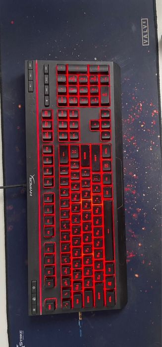 продаю клавиатуру торг есть