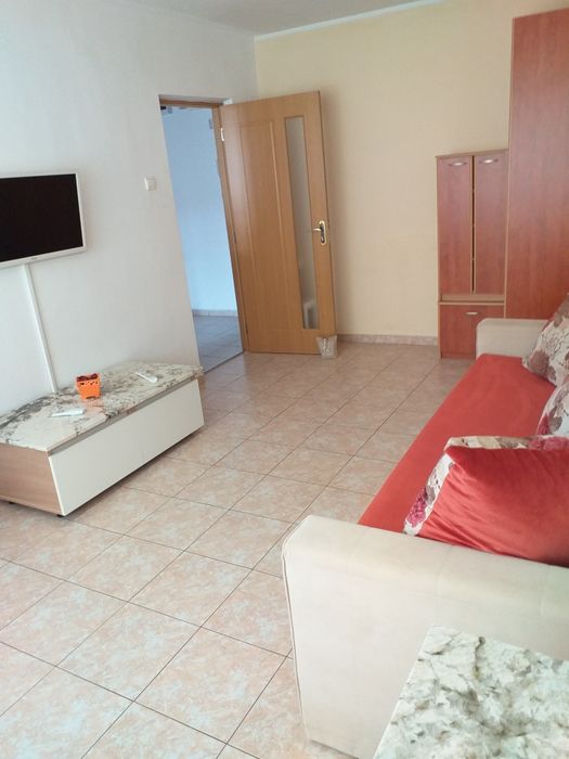 Apartament 2 camere de închiriat