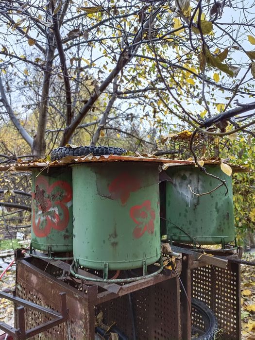 Баки для корма скота