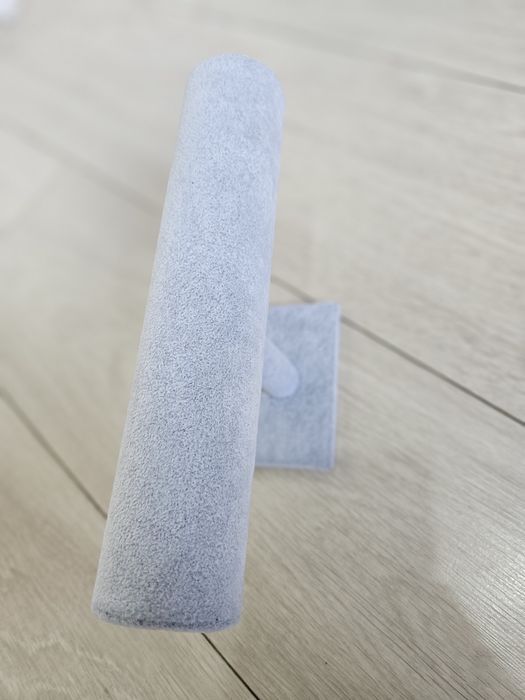 Подставка для браслетов