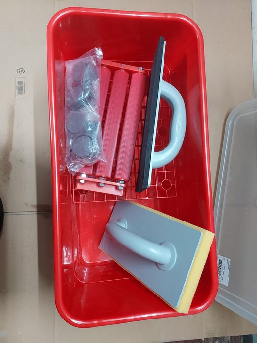 kit TALIA profesional pentru chituire este un set de unelte complet,
