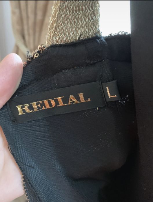 Vand rochie de seara