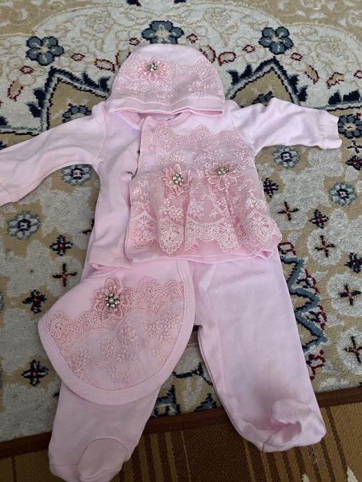 Продам детские вещи