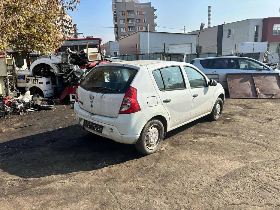 Дачия Сондеро На части 1,4 бензин