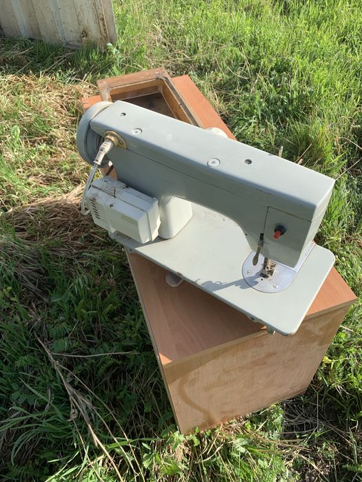 Швейная машинка Мальва