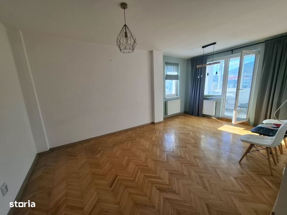 Bd. Republicii – ap. 3 camere, 2 bai, 2 balcoane, decomandat + garaj