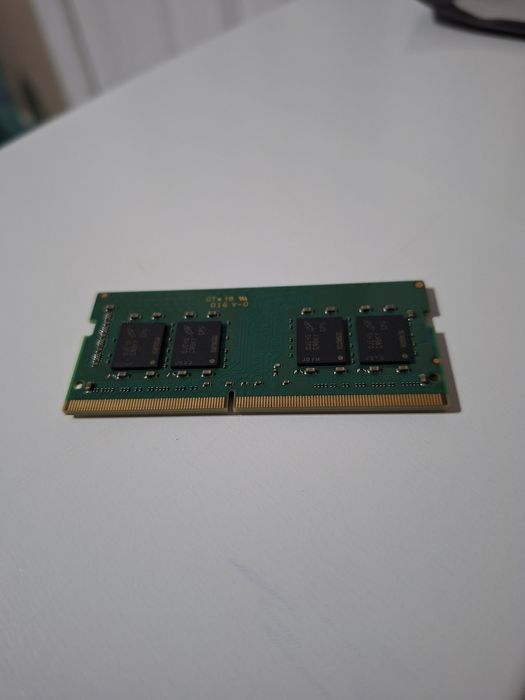 Memorie Ram crucial  ddr4 16gb. Laptop