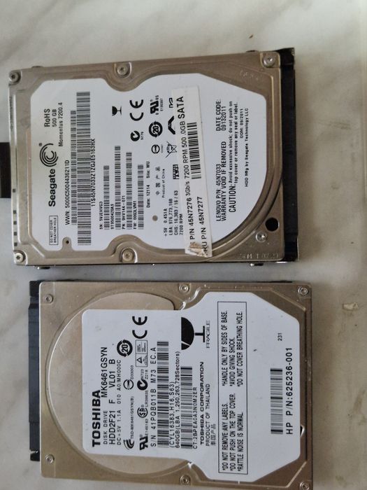 vand hdd descktop 3tb si 1 tb defecte