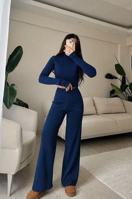 Дамски комплекти фино плетиво