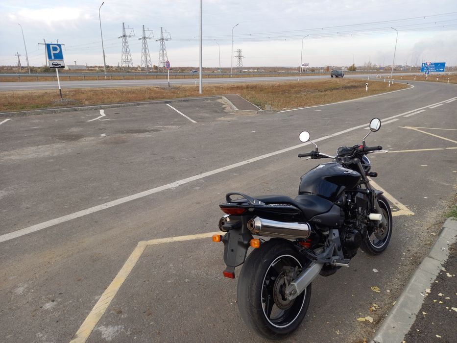 Продам хонда хорнет919