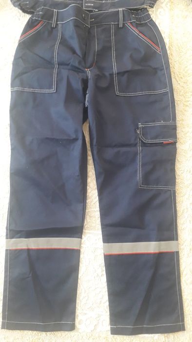 Продам спец одежду новую размер 48-50