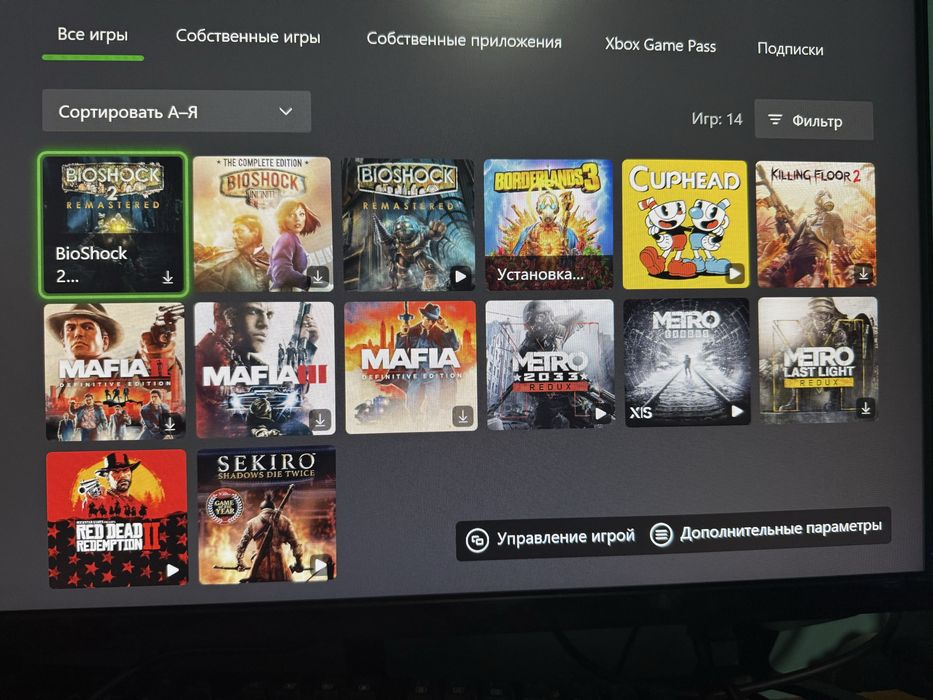 Продаю xbox series s 1 джостик + игры