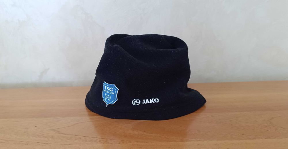 Jako-Много Запазенa