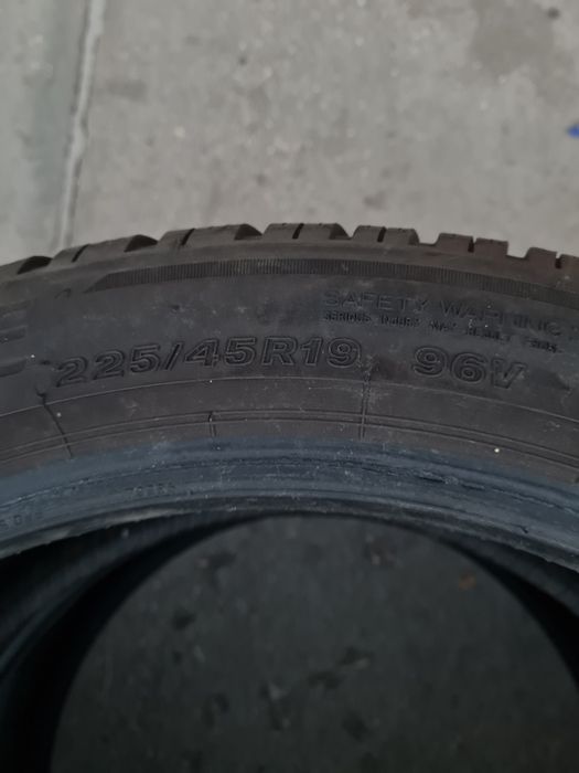 Зимни гуми 2 броя BRIDGESTONE Blizzak LM005 225 45 R19 дот 3721