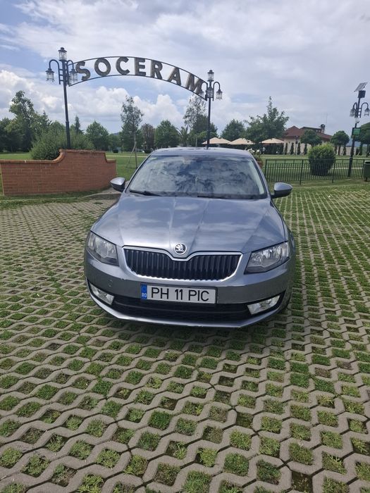Vând Skoda Octavia 3