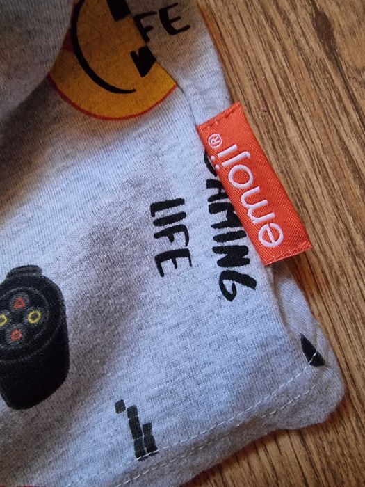 Set 3 tricouri 8 ani