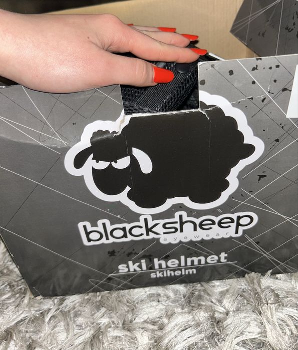 Casca de ski cu ochelari