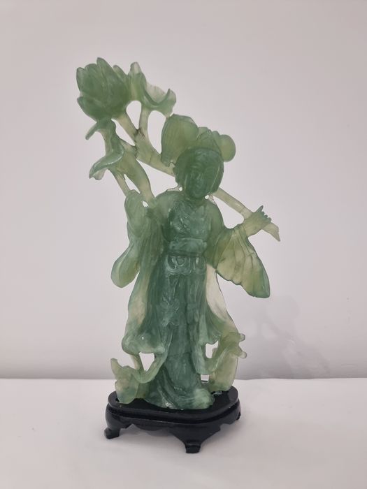 Statueta sculptura in jad natural / Quin Yin