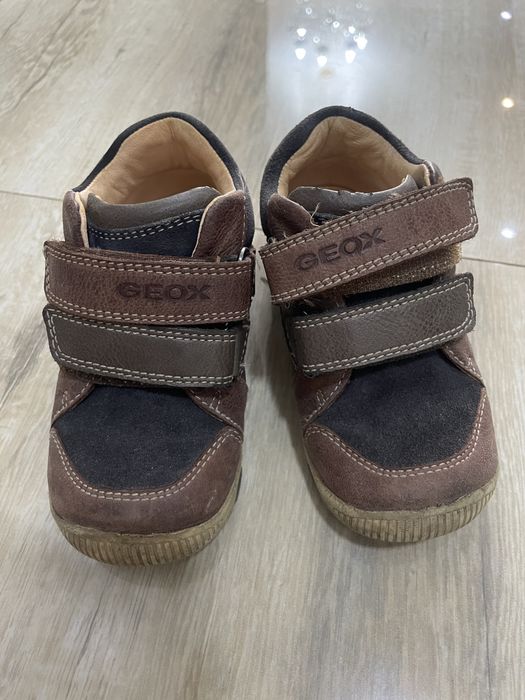 Детские ботинки