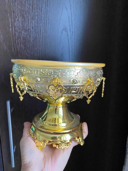 Сувениры и статуэтки