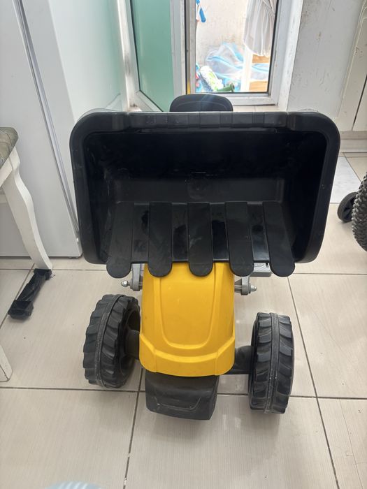 продам трактор детский
