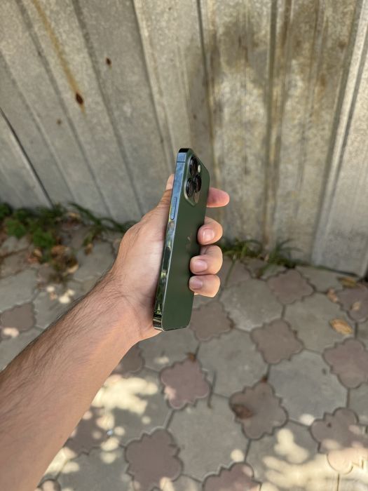 Продам Телефон Айфон 13 Pro 256