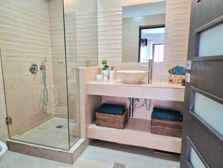 Inchiriez apartament 2 camere str Subcetat Florestie