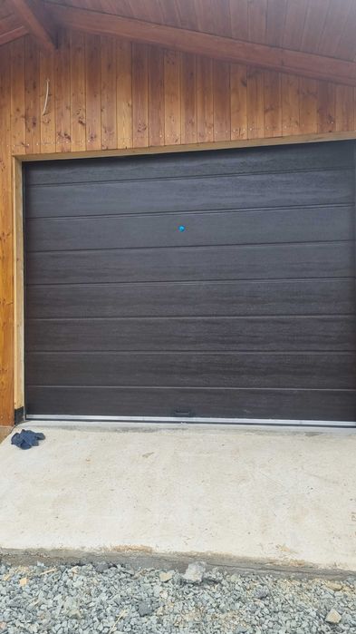 UȘI de garaj industriale