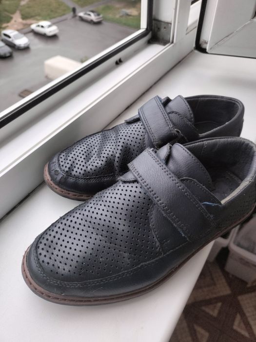 Продам туфли для мальчика