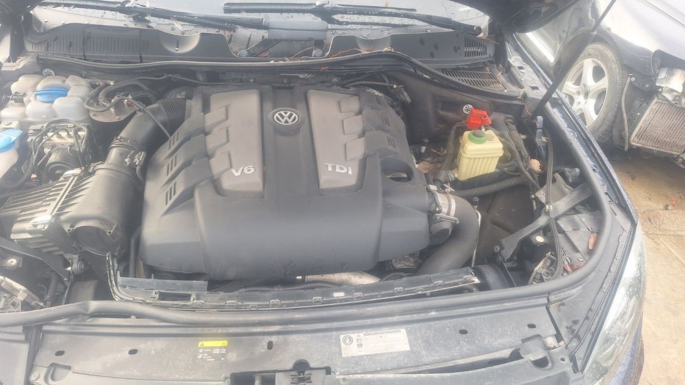 VW Touareg 3.0 V6 TDI,CRC 245 к.с. , 60 броя на части