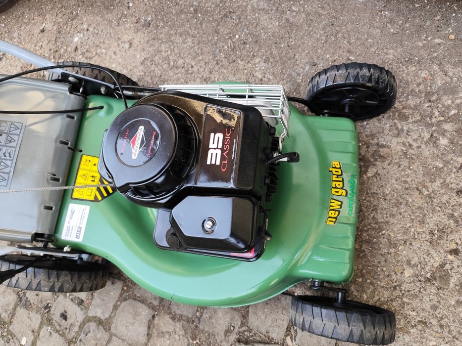 Самоходна бензинова косачка