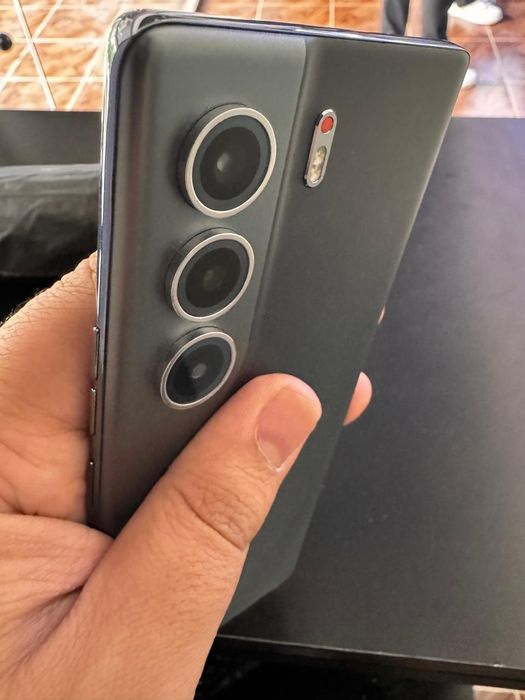 Tecno camon 40pro 5G 256 gb