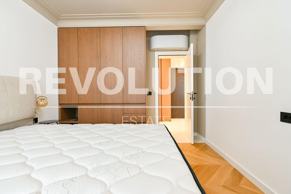 Двустаен апартамент в ж.к. Кръстова Вада