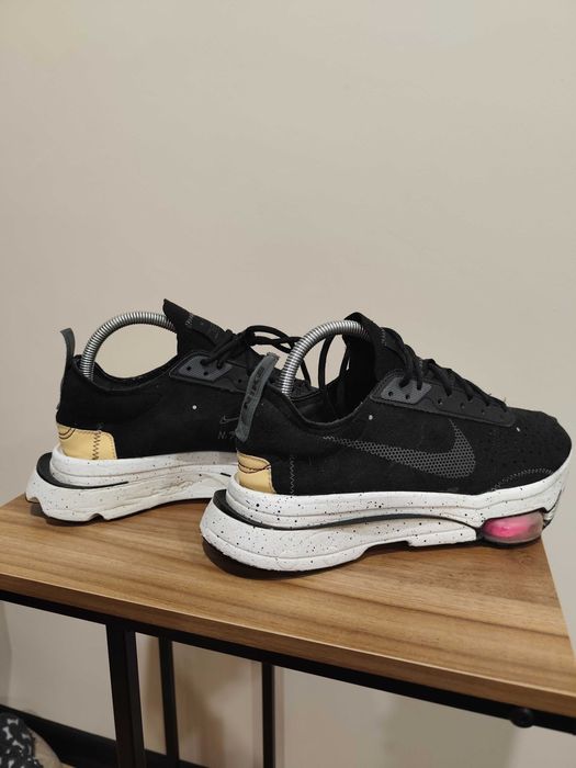 Маратонки  на Nike