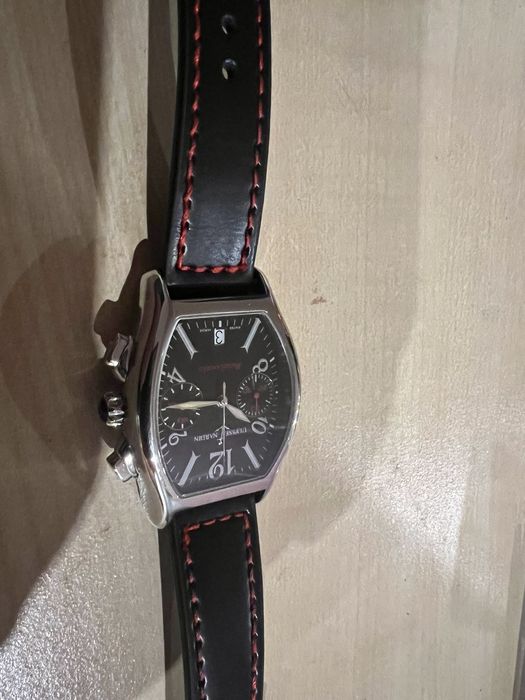 Автоматичен швейцарски часовник Ulysse Nardin