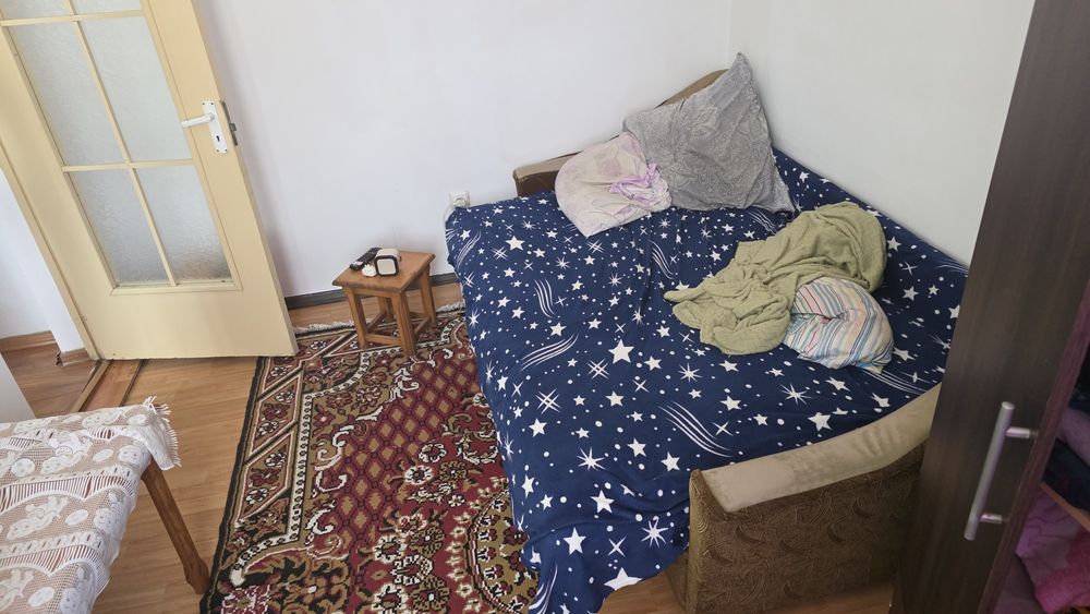 Garsonieră de vânzare