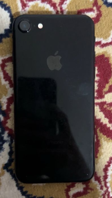 Айфон 7 сатылады. 7/256/100