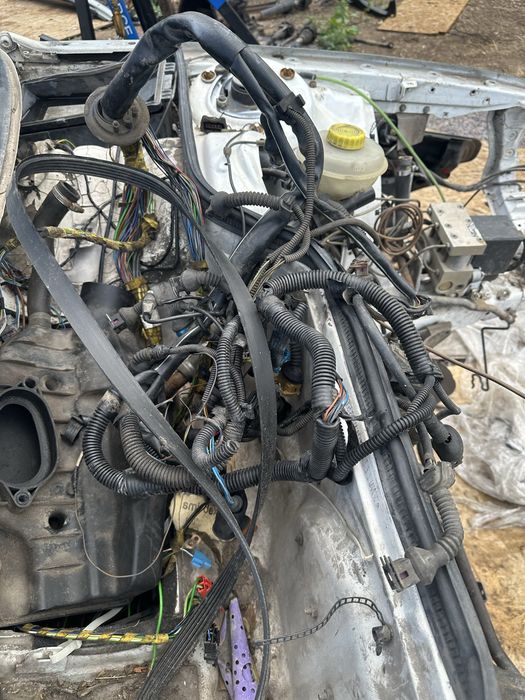 Ауди 100 c4 на запчасти