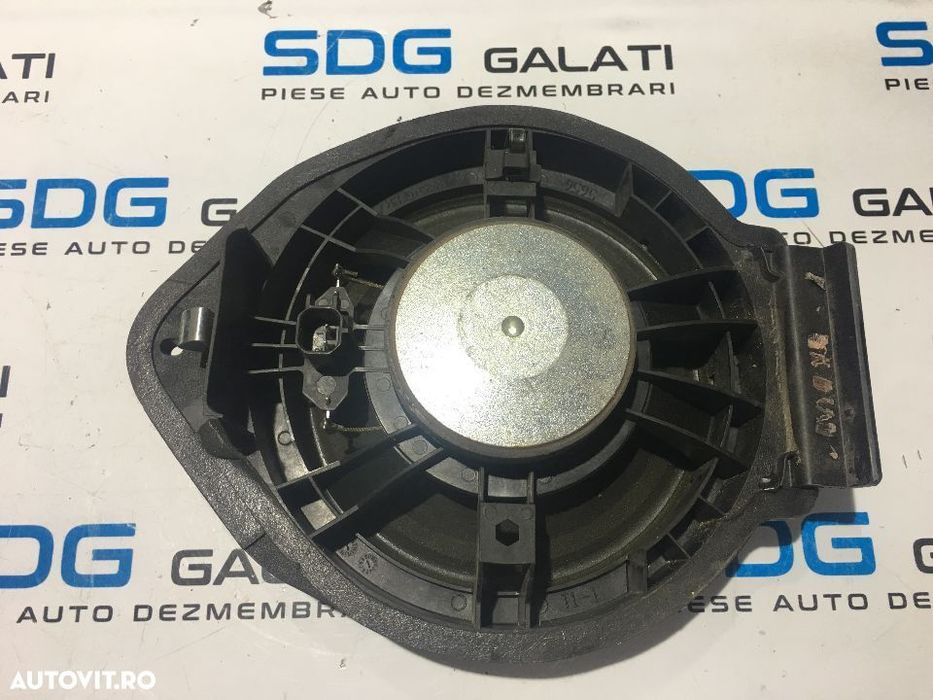 Boxa / Difuzor Spate Opel Astra J 2009 - 2015 COD : 22759401