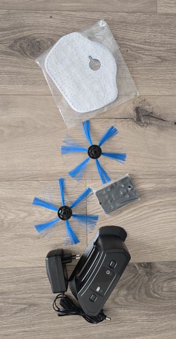 Прахосмукачка робот Philips SmartPro Compact FC8776