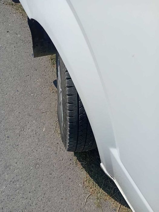 KIA  BONGO srochno  sotiladi