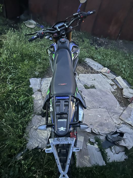 Продам мотоцикл Эндуро 300 куб