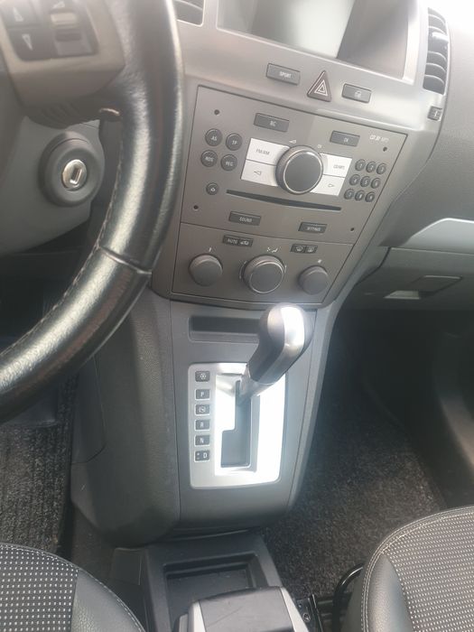 Опел Зафира 1.9 cdti на части