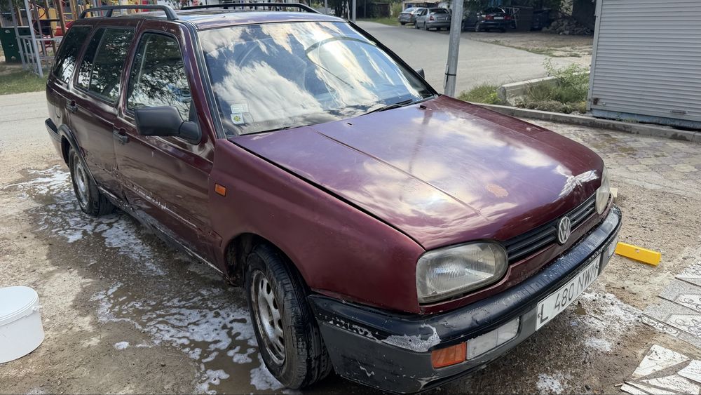 Продам гольф 3 универсал 1994 год