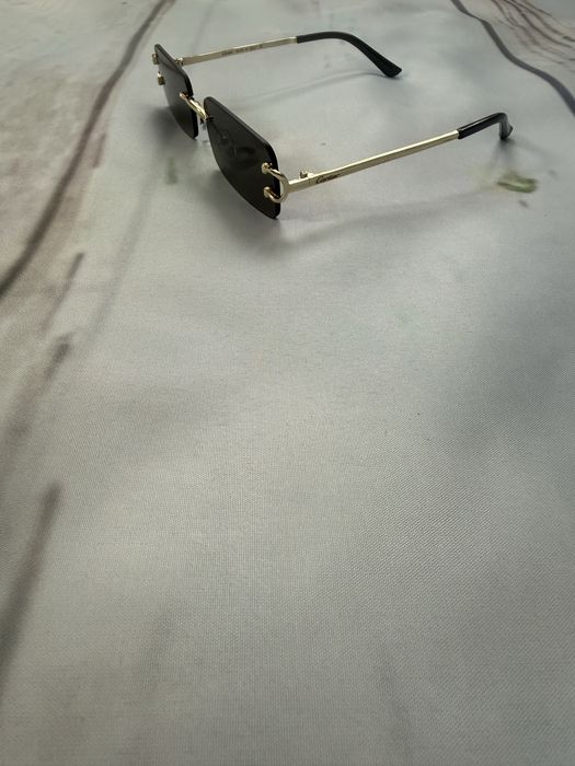 Ochelari de soare Cartier, noi, nepurtati
