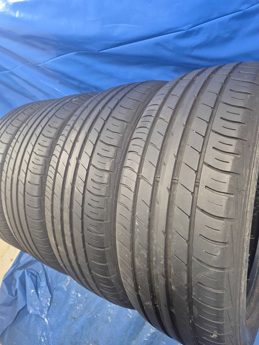 215/55/17 94V Falken Lichidare stoc