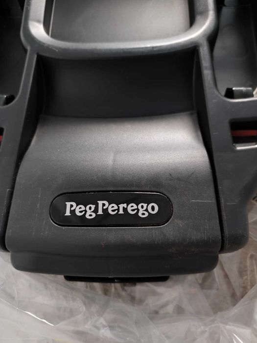 детско столче за кола Peg Perego FF105 + Isofix база i-Size